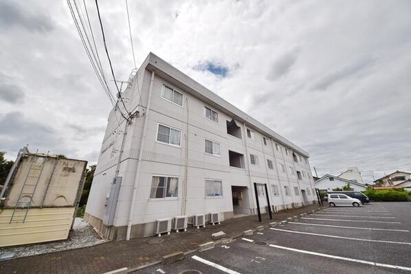 ヴィレッジトミタBの物件外観写真